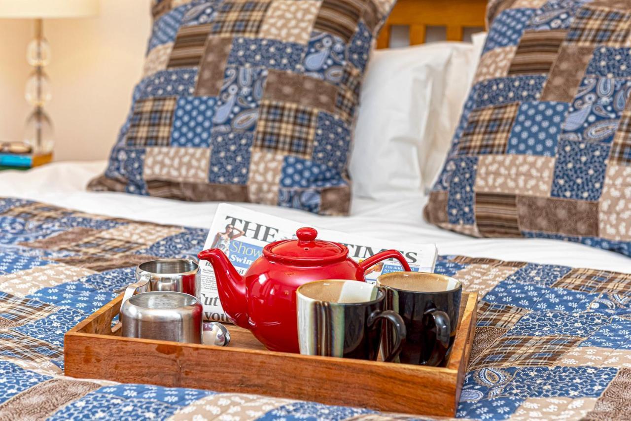 Laurel - Pet-Friendly Cottage With Indoor Pool, Hot Tub & Panoramic Snowdonia Views Colwyn Bay Εξωτερικό φωτογραφία